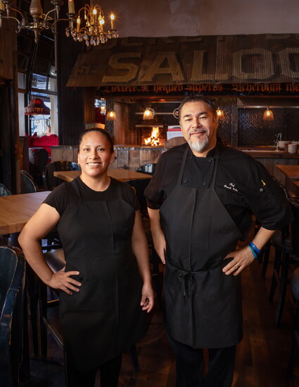 Anamelua Papuico & Frank Villa, Diablo & Sons Saloon