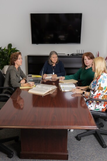 Elizabeth Dean, Carolyn Northcutt, Marissa Dean, and Kayla Wood