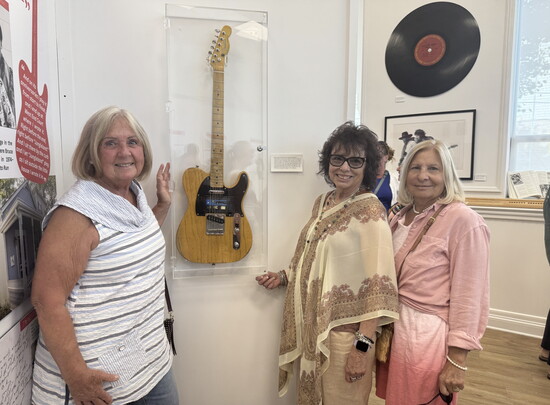 FFans with Born To Run Replica Guitar 