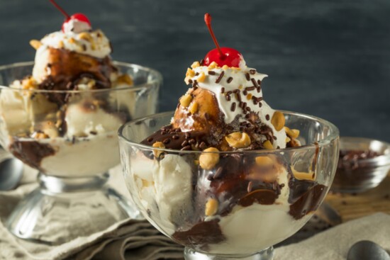 Velvety smooth and delicious sundae. Assuming you have room after that clambake!