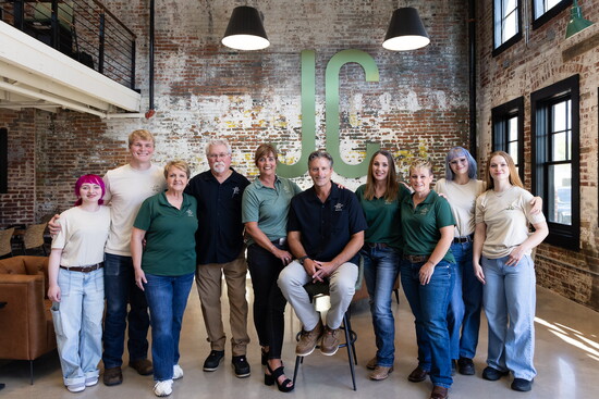 (from left to right) Ellamai Queen, Nic Fulmer, Betty & Randy Calley, Jennifer & Jim Dilley, Amanda Stephens, Jen Wagner, Makinley Oare, Megan Harris