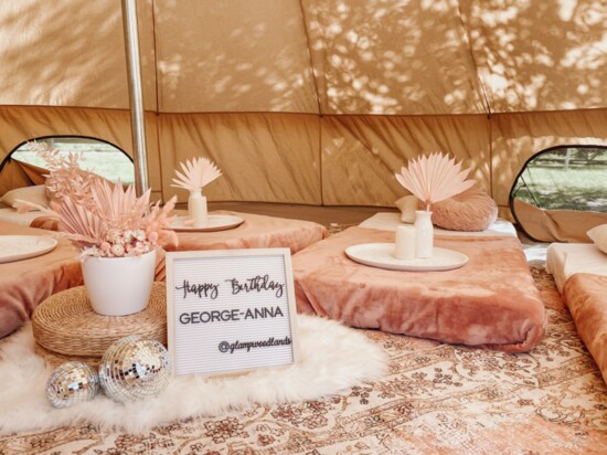 A lavish theme to fit every occasion at Glamp Woodlands