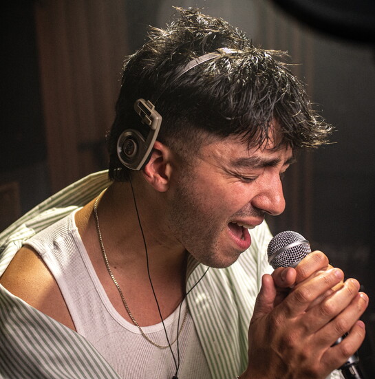 Sean Oshima in the studio (Photo: Jamie Oshima)