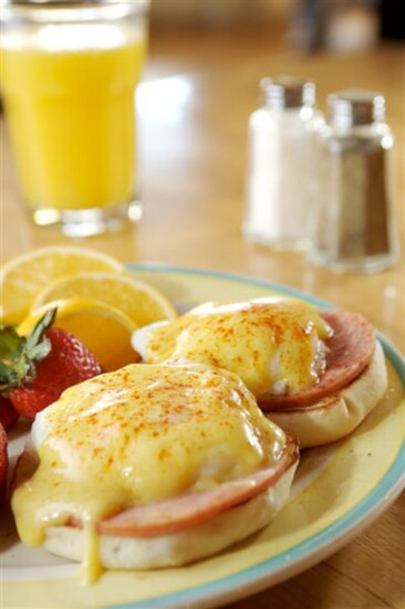 J. Christopher's Egg Benny
