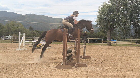 Thea Raiser riding Teagan Glen Holly