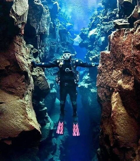 Take a dive with Europe on one side of you and America on the other.