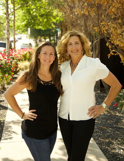 Bes Builders co-founders, Kristy Cloud and Lisa Doris.