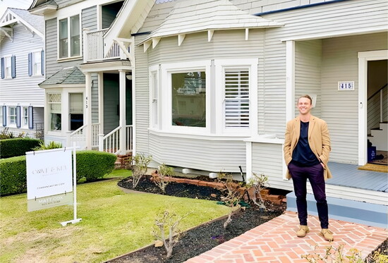 Matt Cox of Cove & Key Real Estate presenting a home for sale.