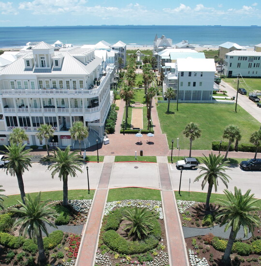 Town Center, Beachtown.