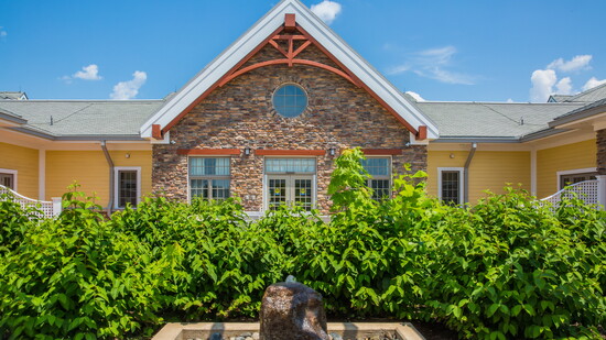 Loudoun's Adler Center for Caring in Aldie offers in-patient support.