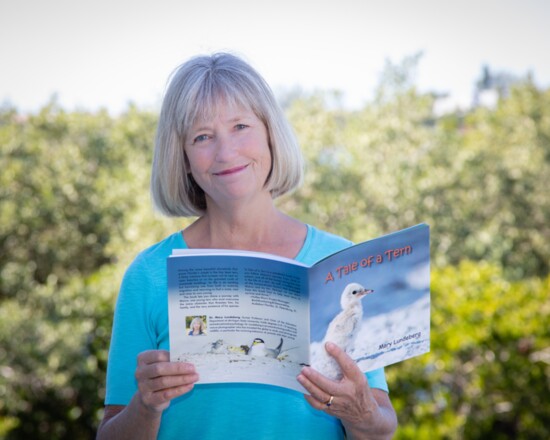 Photographer and conservationist Mary Lundeberg reading her book “A Tale of a Tern.”