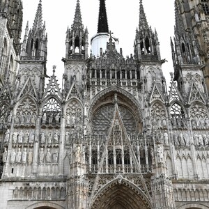 rouen%20cathedral%20exterior%20towers-7978-300?v=1