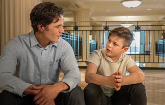 CASA advocate with child. Photo Credit: CASA (National).