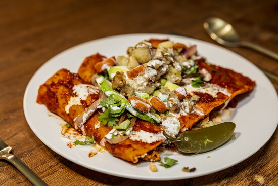 Daisy’s Enchiladas Rojas