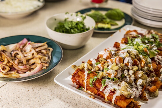 Daisy’s Enchiladas Rojas