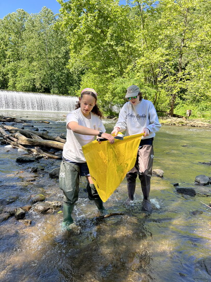 Volunteers from Friends of Cabin John Creek learn about water quality monitoring and watershed stewardship.