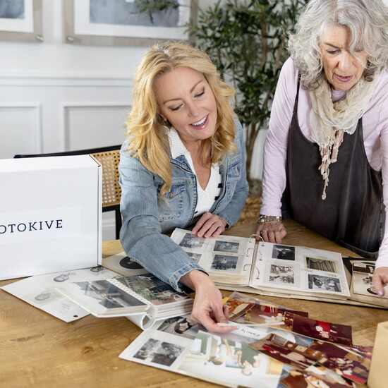 Photokive digitizes family albums