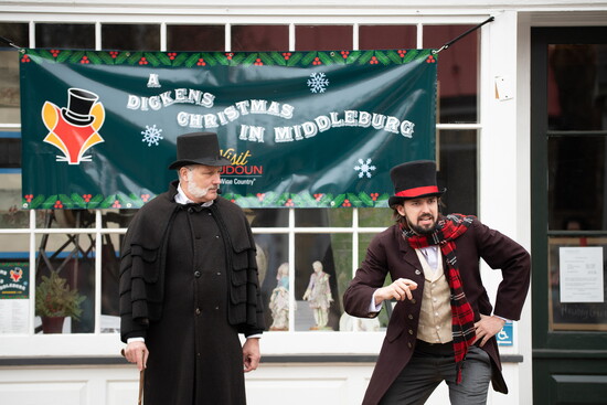 Storytelling in the square.