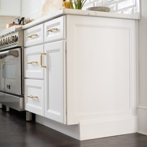 classic-cabinetry-dotsoncommercial-016-300?v=1