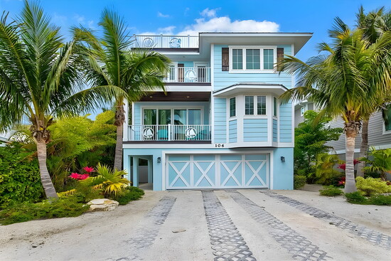 106 7th St S, Bradenton Beach, FL 34217