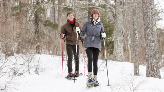 akp%20tlaw%20winter%20couple%20snowshoeing-550?v=1