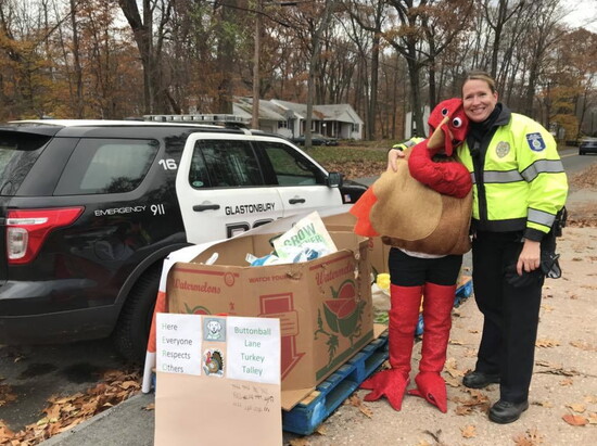The Glastonbury Police Department takes part in the CT Food Share Thanksgiving food drive. 