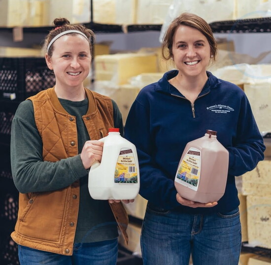 Emmy Beavers and Belle Dallam (David and Kate's daughters). Photo Credit: Jeb Burchick for Maryland Farm Bureau