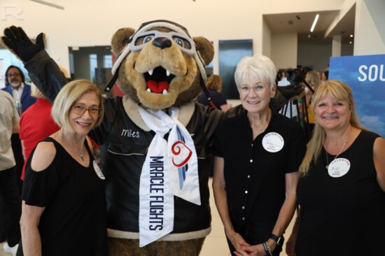 Volunteers and mascot at Jags and Jets benefiting Miracle Flights (Photo credit Chad Cordova)