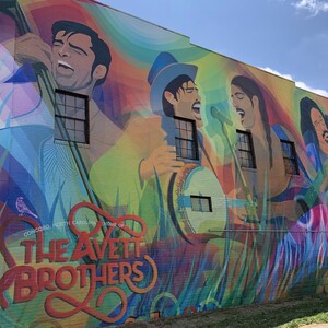 the%20avett%20brothers%20mural%20in%20historic%20downtown%20concord%20nc_photo%20courtesy%20of%20explore%20cabarrus%201-300?v=1