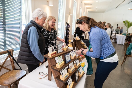 Momboss Market, Jackie Adelmann Photography 