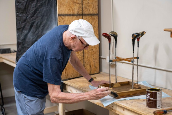 Peter Servis, lifelong woodworker. (Photo by E. Leinfuss)