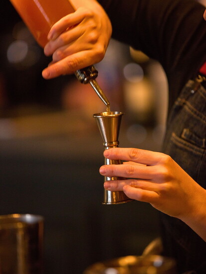 Behind every great cocktail at Georgia’s is the art and science of mixology.