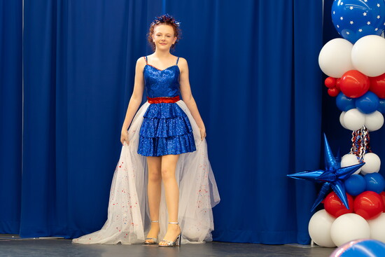 Contestant-Blue Royal