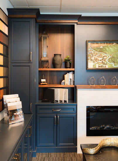 Cabinet mock-up for customers to experience and test 