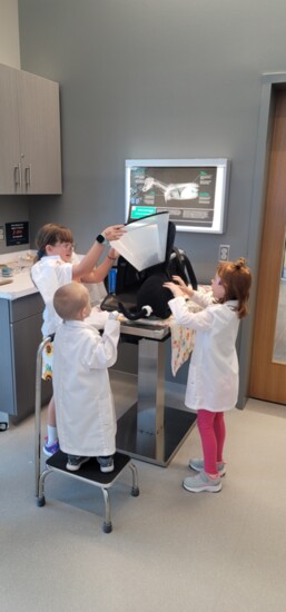 Emersyn, Kooper and Rilee Treating Mock Patient