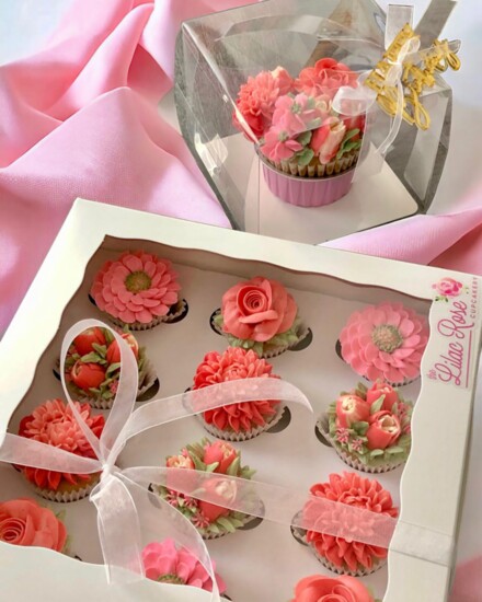 Deena's custom-made cupcakes in floral designs come in jumbo- or mini-sized.