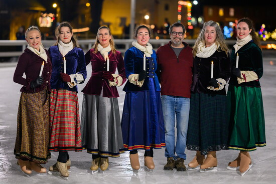 Executive Artistic Director Douglas Webster, with L to R: Cailtin Yankowskas, Gillian Robidas, Caroline Mann, Emma Clark, Siobhan Tully, and Lydia Waldo