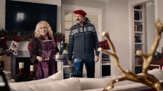 Sally Struthers and John O’Hurley delight as quirky grandparents.