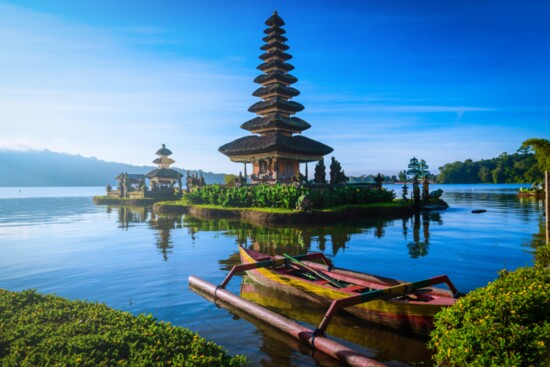 Sunrise, Pura Ulun Danu Bratan - Bali, Indonesia