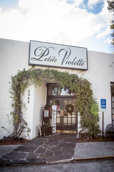 Petite Violette Restaurant