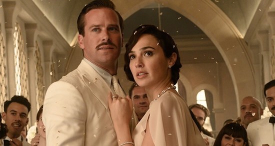 Armie Hammer & Gal Gadot in Death on the Nile © 20th Century Studios