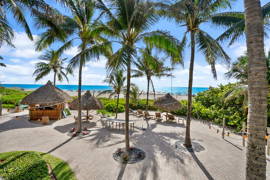 The Tiki Bar at the Palm Beach Marriott. Singer Island Beach Resort & Spa