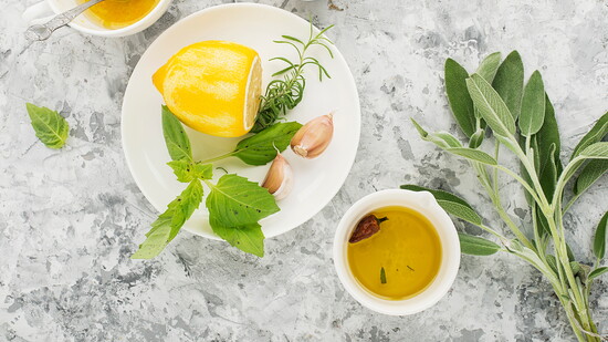 Garlic, Oregano, and Lemon Vinaigrette Coming Together