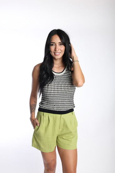 Lette pull over with Vivi pleated short.