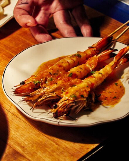 Grilled prawns (heads on!) at Cobi's (Photo: Katrina Frederick Studio)