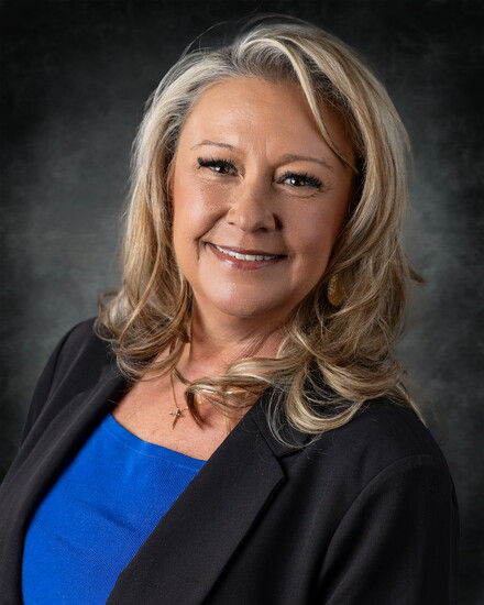 Shannon Roberts, Editor