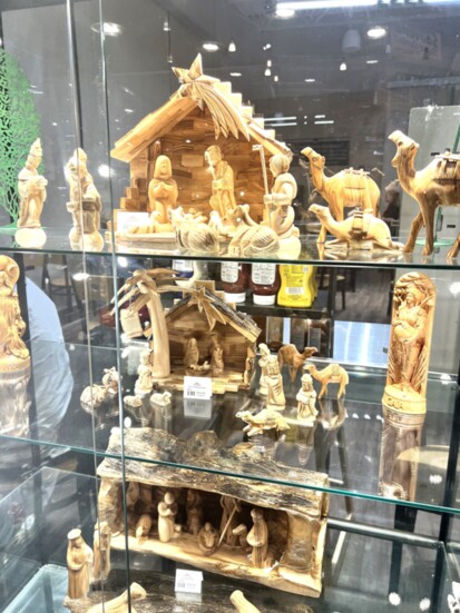 Tuacahn Gift Gallery Nativity Sets