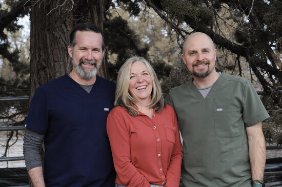 (l to r) Dr. Jon Enyart, Dr. Holly Lemaire and Dr. Brent Post, the veterinarians at High Desert Veterinary. Photo credit: Sierra Confer 