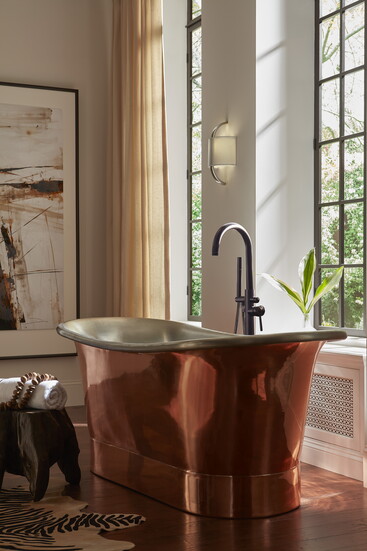 The Coba Tub, from Thompson Traders, is handcrafted in polished copper and nickel and finished in rose gold with a smooth nickel interior. (Photography courtesy
