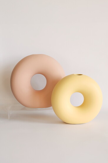 Medium Donut Vase $45.00